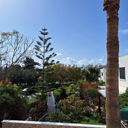Stylish Apt Kato Paphos Close To Beach & Vibrant Harbor Life Exterior foto