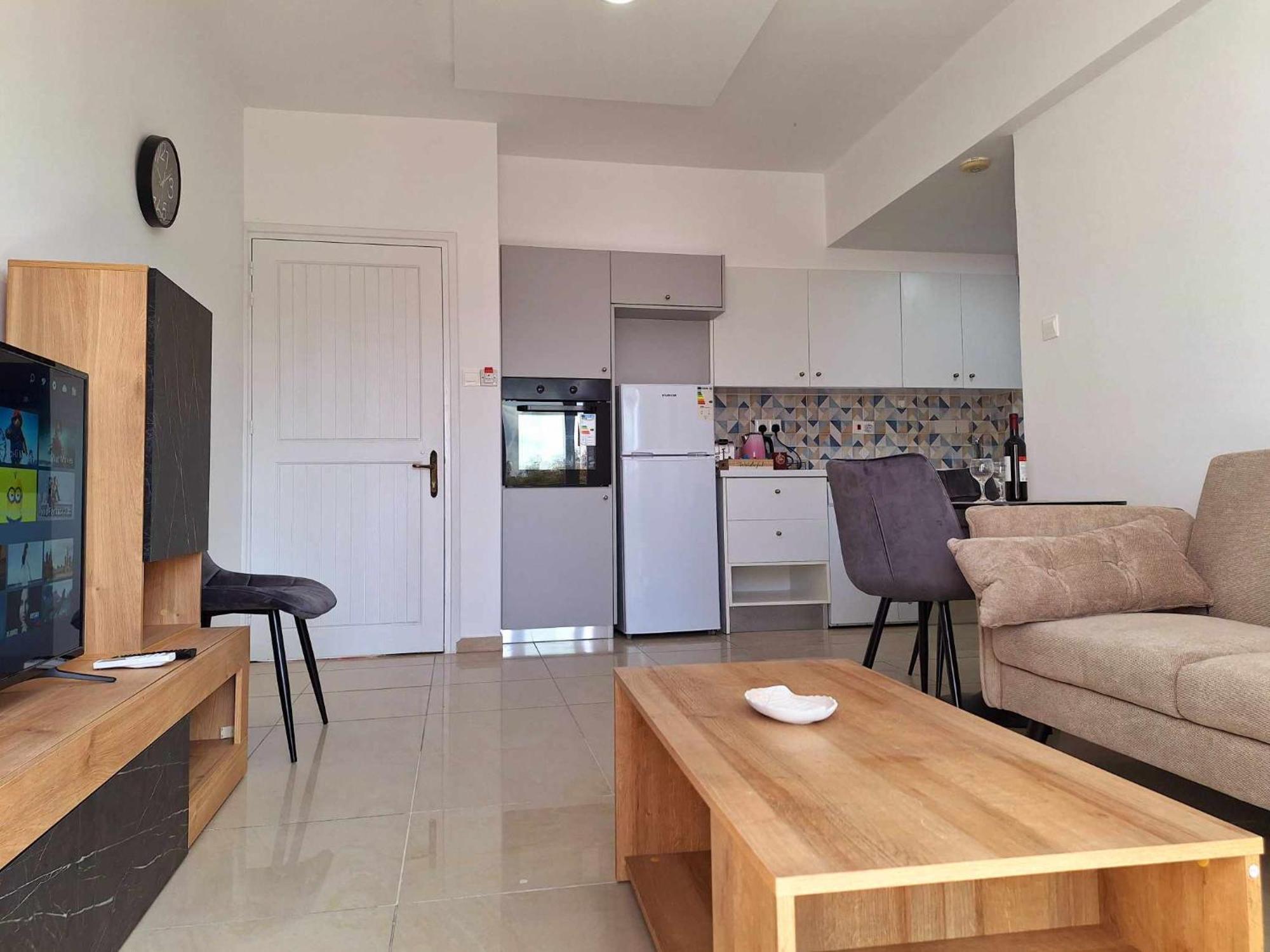 Stylish Apt Kato Paphos Close To Beach & Vibrant Harbor Life Exterior foto